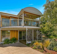 A Wave From it All - Accommodation Georgetown