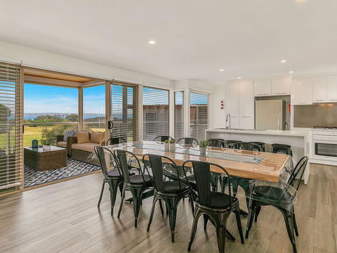 A Wave From It All - Accommodation Georgetown 2