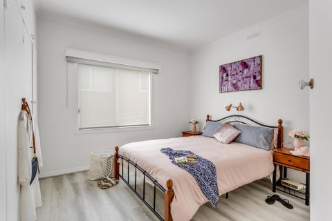 A Wave From It All - Accommodation Georgetown 0