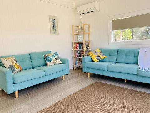 Abode Callala Beach Jervis Bay - 100m To Beach! - Accommodation Georgetown 1