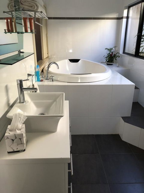 About Time Retreats- Studio Seven - Accommodation Georgetown 1
