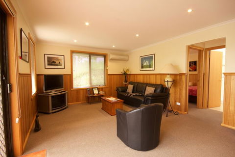 Abs By The Bay - Accommodation Georgetown 3