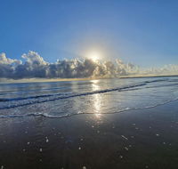 ABSOLUTE BEACH FRONT MACKAY - Comfort Resort Blue Pacific - Accommodation Georgetown