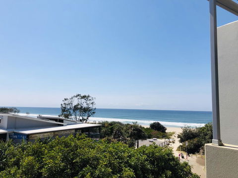 Absolute Beachfront - Cabarita Beach - Ocean Views - 3 Bed Apartment - Accommodation Georgetown 0