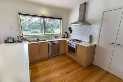 Acacia Lakehouse - The Lake At Your Doorstep - Accommodation Georgetown 2