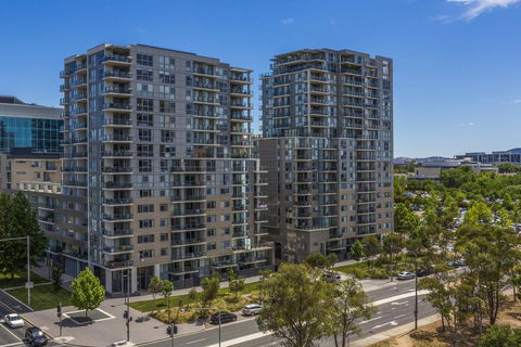 Accommodate Canberra - New Acton - Accommodation Georgetown 3