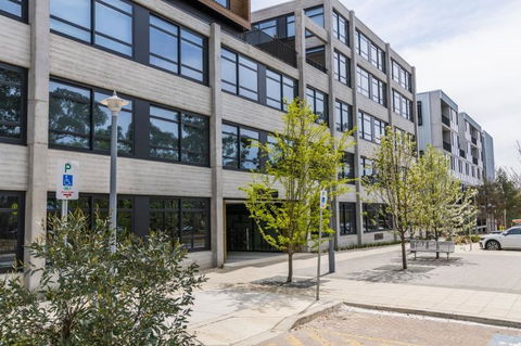 Accommodate Canberra - Warehouse - Accommodation Georgetown 2