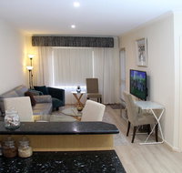 ADELAIDE CBD APARTMENT - 3BR 2BATH  CARPARK - Accommodation Georgetown