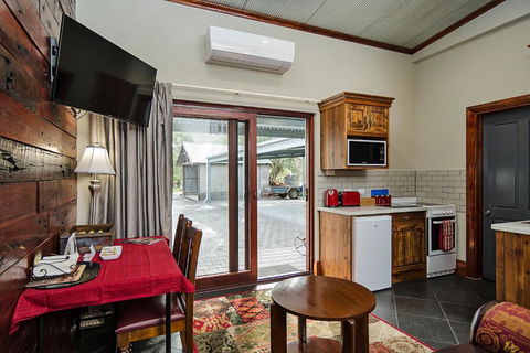 Eagle Foundry Bed & Breakfast - Accommodation Georgetown 3