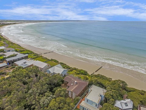 East Beach House - Accommodation Georgetown 2