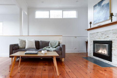 East Launceston With Views And Parking - Accommodation Georgetown 1