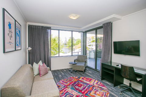 East Perth Suites Hotel - Accommodation Georgetown 3