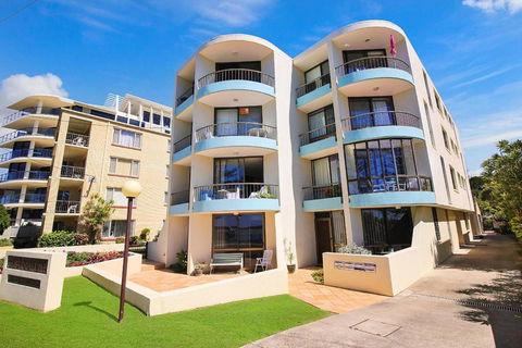 Eastbourne U4 80 Esplanade Golden Beach - Accommodation Georgetown 0