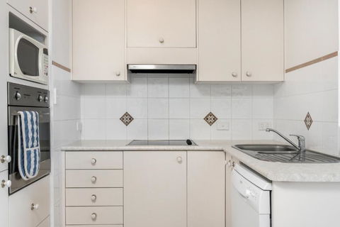 Eden Tower Apartments - Accommodation Georgetown 3