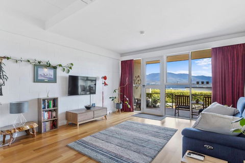 Eastern Shore Escape - Panoramic Modern Comforts - Accommodation Georgetown 0
