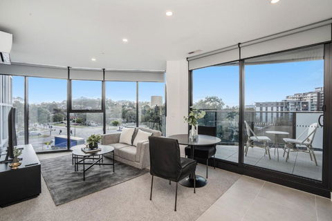 Elegant 1-Bed With Outstanding Building Amenities - Accommodation Georgetown 0
