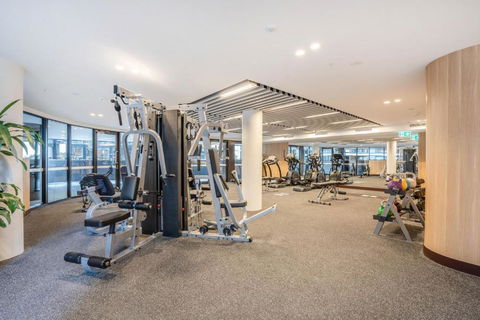 Elegant 1-Bed With Outstanding Building Amenities - Accommodation Georgetown 4