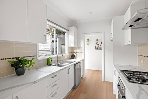Elegant Double Room At Botany - Mins To Airport - Shared Bathroom - Accommodation Georgetown 3