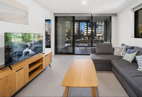 Embark Luxe 2BR 2Bath Apartment In Lynham 1 Secure Carpark Wifi Canberra - Accommodation Georgetown 2