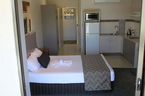 Emerald Executive Apartments - Accommodation Georgetown 3