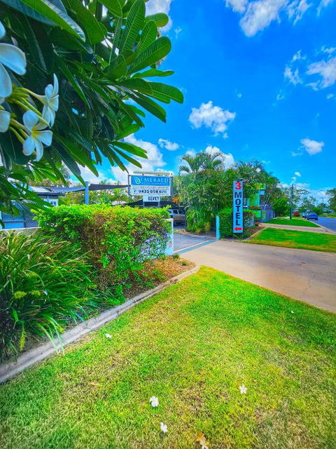 Emerald Motel Apartments - Accommodation Georgetown 0