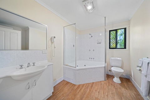 Emerald Motel Apartments - Accommodation Georgetown 3