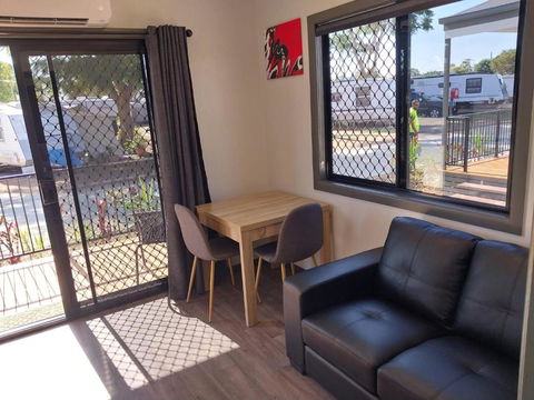 Emerald Tourist Park - Accommodation Georgetown 2