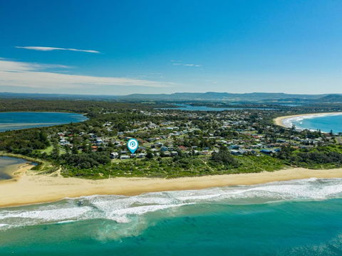 Endless Summer I Pet Friendly Absolute Beachfront - Accommodation Georgetown 3