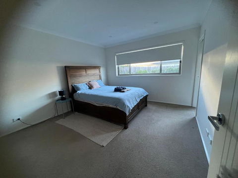 Entire 4 BR House In Moncrieff Close To Playground - Accommodation Georgetown 3