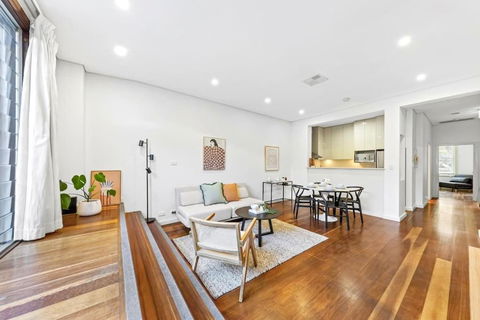 Escape To Sydney @ Ultimo Unique 2 Bedroom Sleeping 7 City Side - Accommodation Georgetown 0