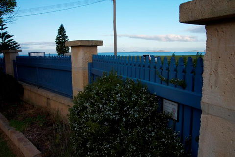 Esperance Beachfront Resort - Accommodation Georgetown 1