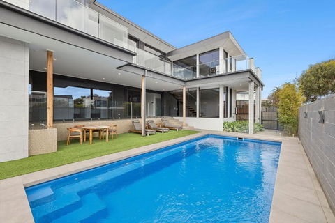 Esplanade Ultimate Luxury - Accommodation Georgetown 2