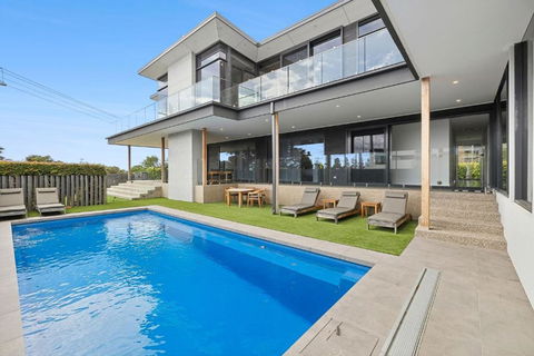 Esplanade Ultimate Luxury - Accommodation Georgetown 3