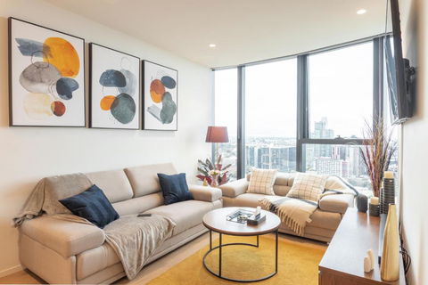 Essence Residence With Bay Views & Parking - Accommodation Georgetown 0