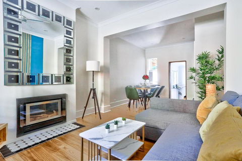 Gorgeous 2 Bedroom House Ultimo 2 E-Bikes Included - Accommodation Georgetown 2