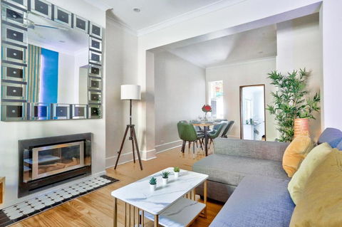 Gorgeous 2 Bedroom House Ultimo 2 E-Bikes Included - Accommodation Georgetown 3