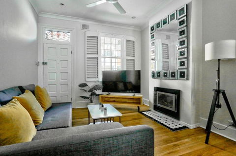 Gorgeous 2 Bedroom House Ultimo 2 E-Bikes Included - Accommodation Georgetown 0