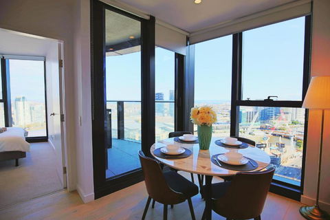 Glamorous 2BR Apt With Ocean & River Views & Free Parking - Accommodation Georgetown 0