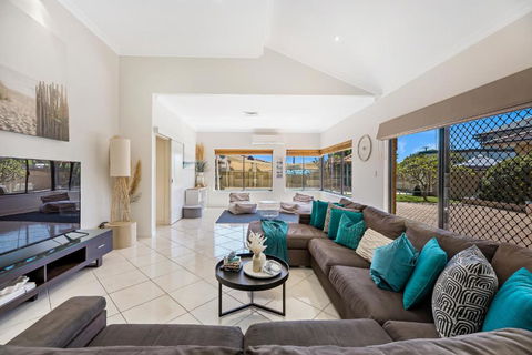 Fun In The Sun Pool Bliss & Ocean Views - Accommodation Georgetown 0