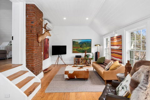 Gable House Geelong - Accommodation Georgetown 2