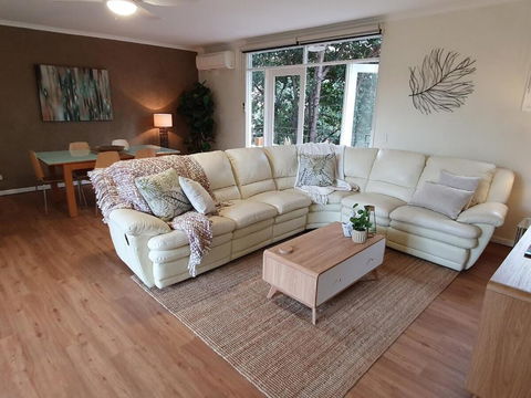 Garden Oasis 3 Bedroom Apt - Accommodation Georgetown 1