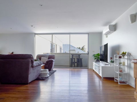 Gateway To The Gorge, Central With Free Parking - Accommodation Georgetown 1