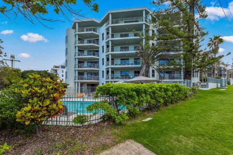 Gena Apartments Unit 8 Kings Beach QLD - Accommodation Georgetown 0