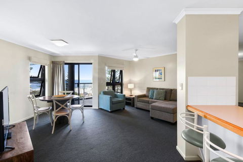 Gena Apartments Unit 8 Kings Beach QLD - Accommodation Georgetown 4