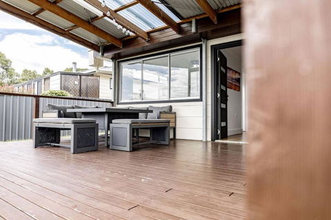 Georges Bay Bungalow - Home - Accommodation Georgetown 1