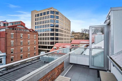 Gibson Mill Penthouse With Private Balcony - 302 - Accommodation Georgetown 1