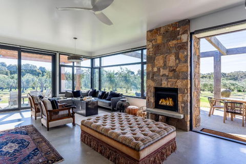 Ginahgulla Olive Estate I Private Properties - Accommodation Georgetown 3