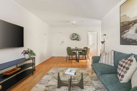 Glebe Tranquil Retreat - 2bd With Parking - Accommodation Georgetown 3
