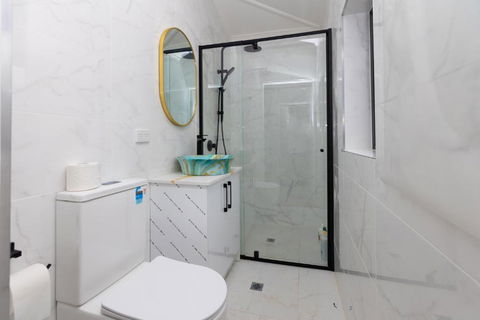 Glenelg Modern Studio, QBed,Wifi - Accommodation Georgetown 4