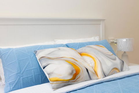 Glenelg Modern Studio, QBed,Wifi - Accommodation Georgetown 2